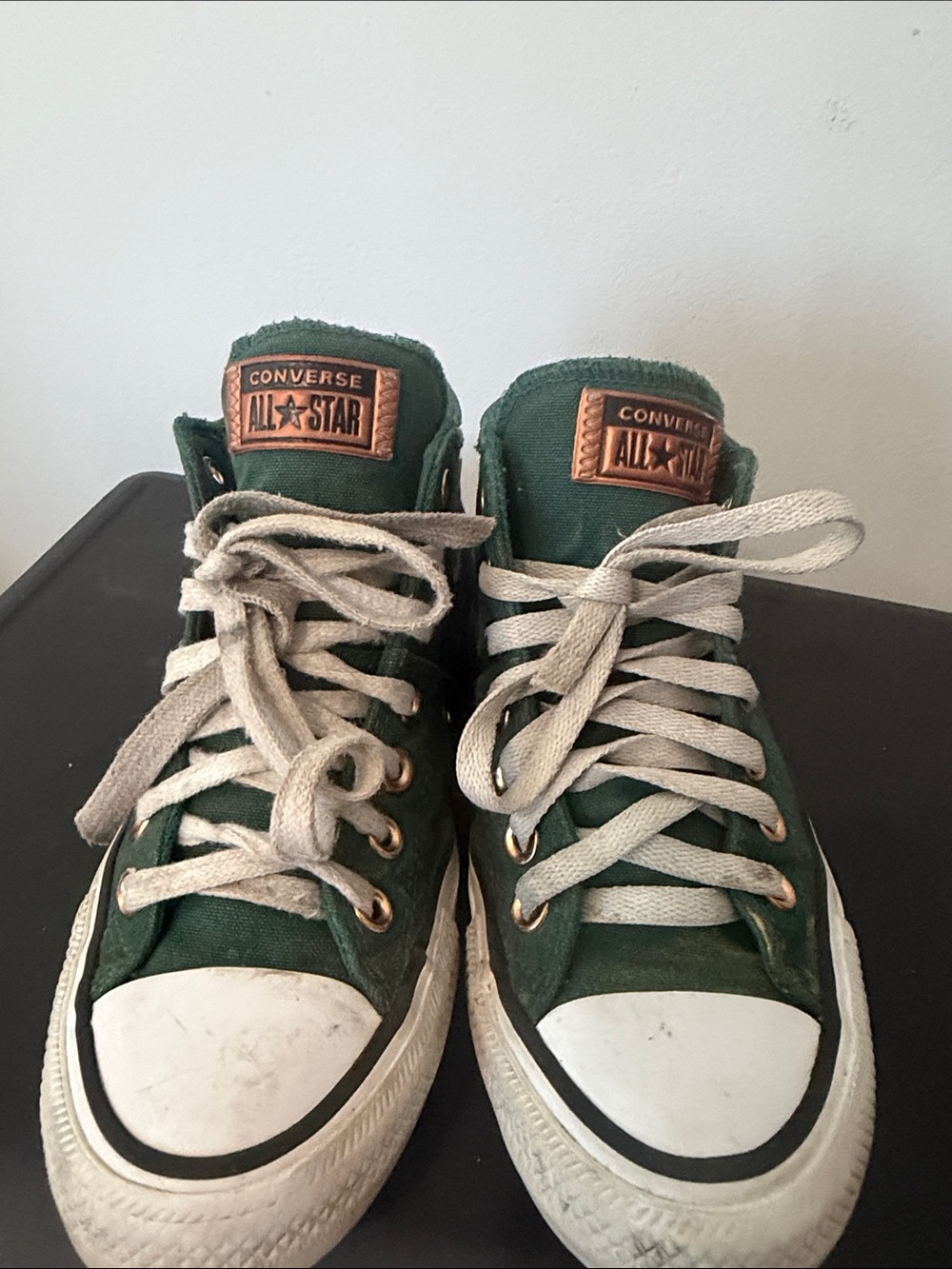 Converse Women’s Size 7 Green High-Top Chuck Taylor Sneakers - Picture 7 of 7